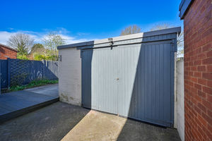 Photo 21- click for photo gallery